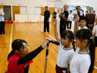 �����n��R�~�E�����������^����