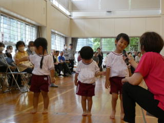 �����n��R�~�E�����������^����