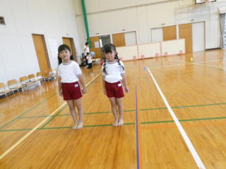 �����n��R�~�E�����������^����