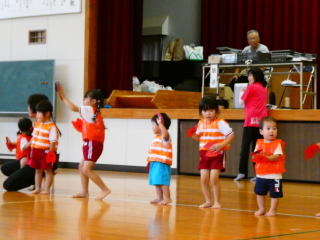 �����n��R�~�E�����������^����