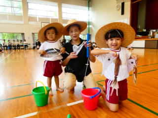 �����n��R�~�E�����������^����