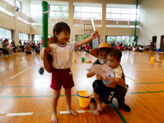 �����n��R�~�E�����������^����