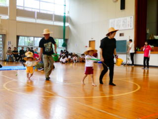 �����n��R�~�E�����������^����