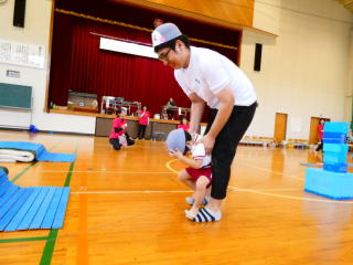 �����n��R�~�E�����������^����